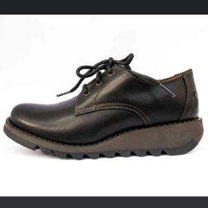 Fly London Sim389 women's leather lace up shoes